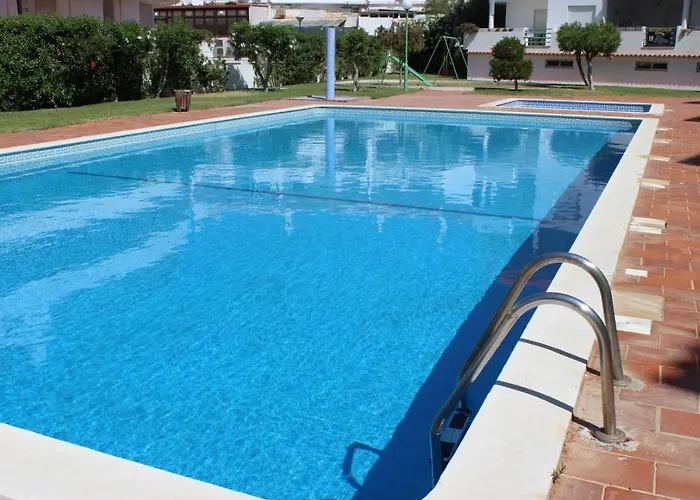 Jardim De Sta Eulalia * アルブフェイラ